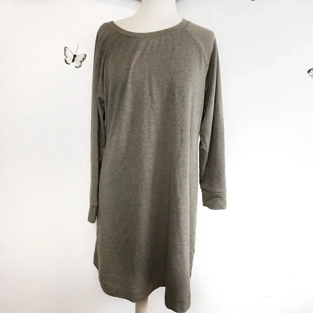 Mind/matter athletic dress 